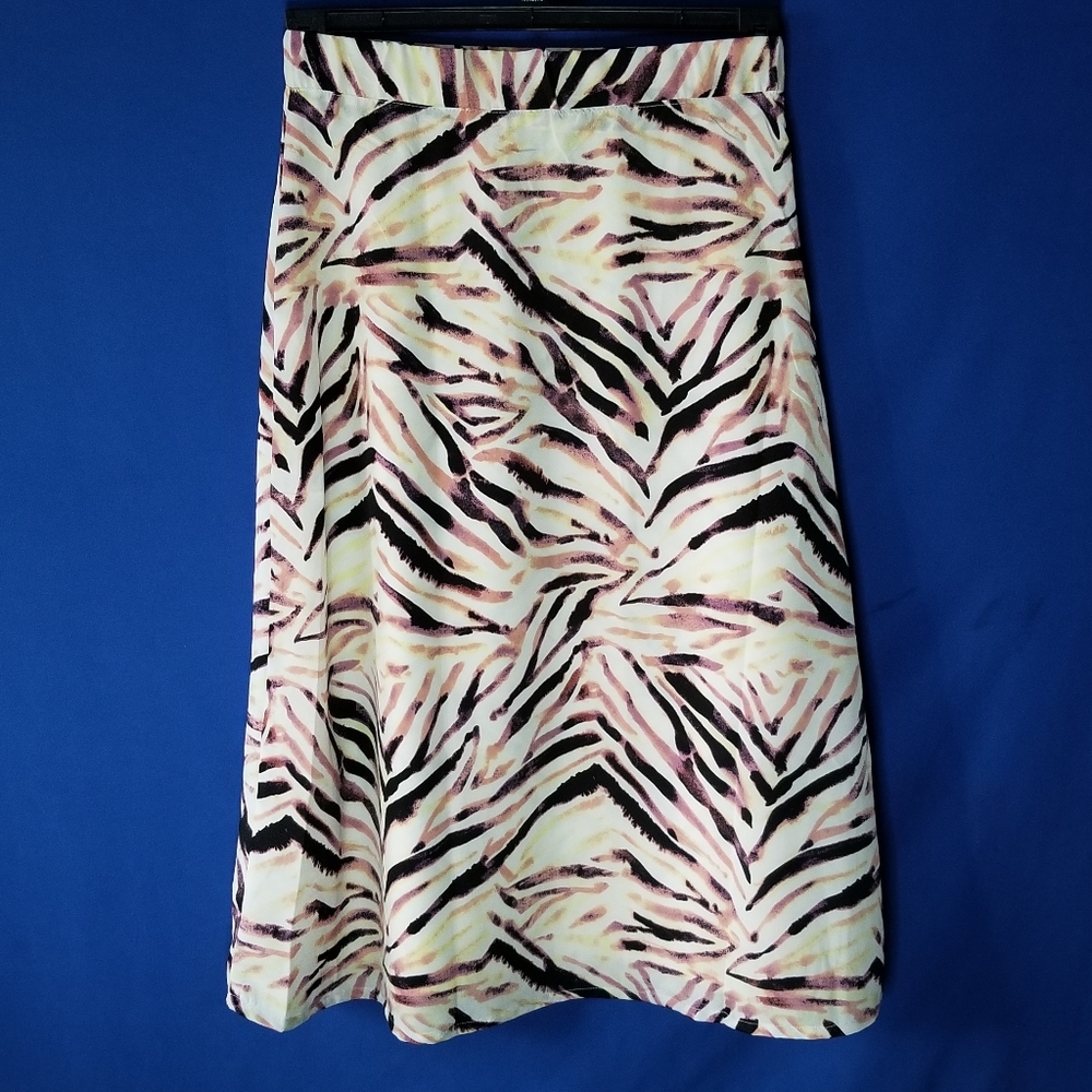 Kendall & Kylie A Line Midi Skirt